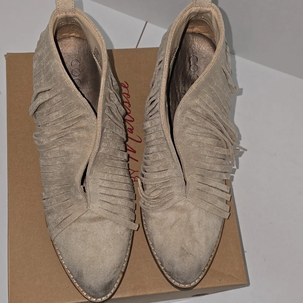 Coconuts by Matisse Lambert Boots Ivory Suede Fringe Western Womens Size 9.5